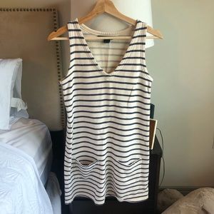 Striped French Connection Dress 💙🤍